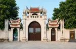 VẠN XUÂN BỜ CÕI, Ô DIÊN ĐẤT CŨ HÓA TÊN LÀNG  PHẬT ĐẠO TRÙNG HƯNG, BÁO ÂN CHUÔNG SỚM ĐỘ QUẦN SINH