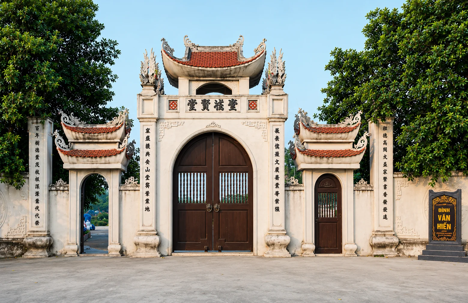 VẠN XUÂN BỜ CÕI, Ô DIÊN ĐẤT CŨ HÓA TÊN LÀNG  PHẬT ĐẠO TRÙNG HƯNG, BÁO ÂN CHUÔNG SỚM ĐỘ QUẦN SINH