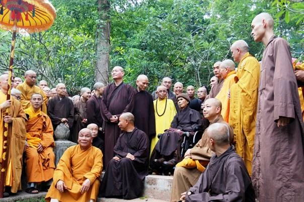 Thich Nhat Hanh: Extended Biography | Plum Village
